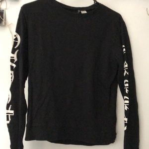 Long sleeve shirt